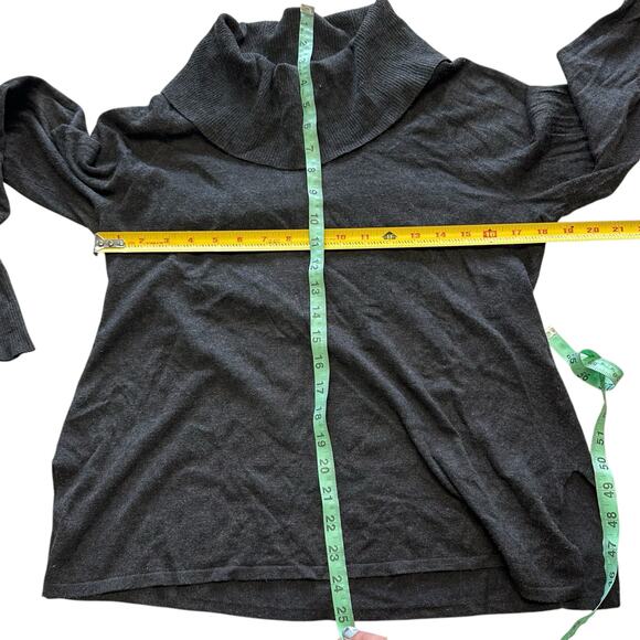 Womens Sweater Size Medium Gray Loose Cowl Neck - Picture 3 of 7